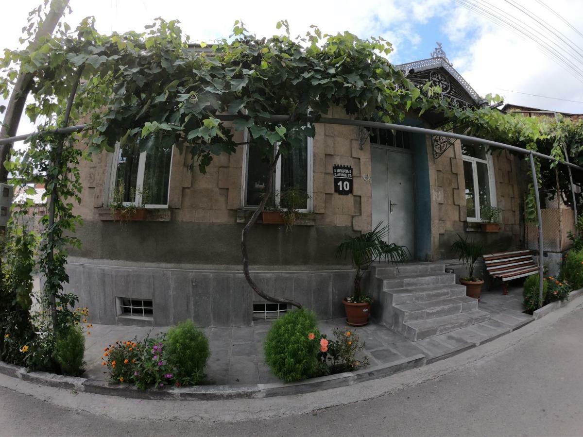 阿哈尔齐赫 Host Family酒店 外观 照片